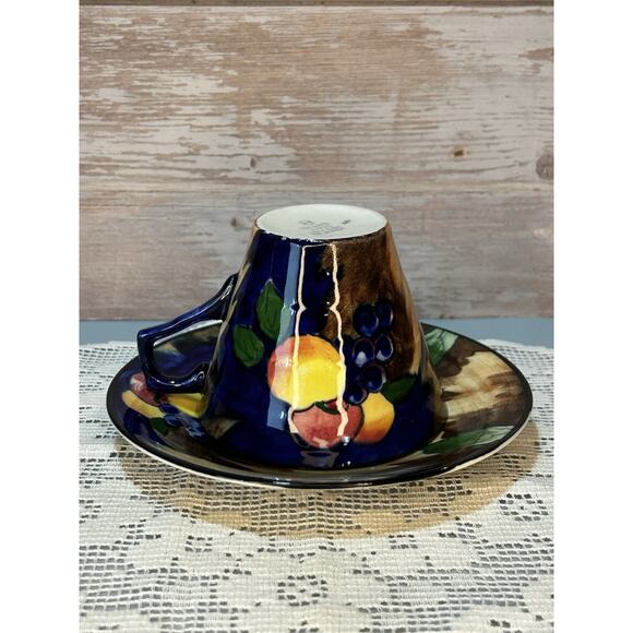 H&K Tukstall England ‘Autumn’ Pattern Teacup & Saucer - Hand Painted - Picture 2 of 7